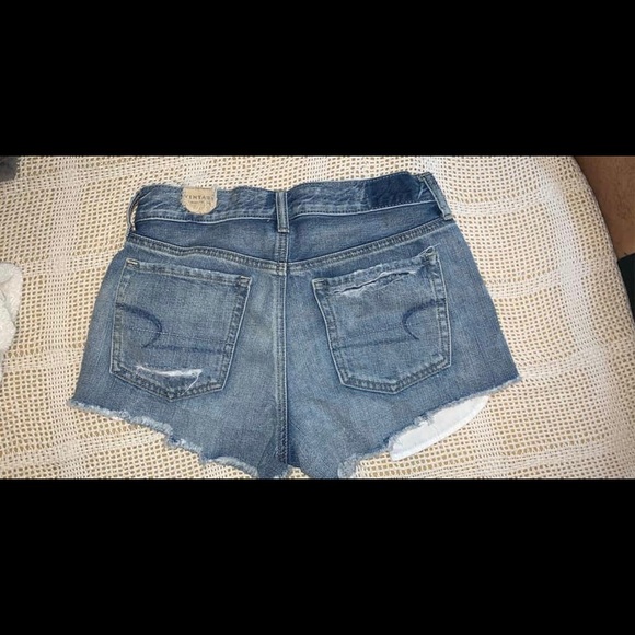 American Eagle Shorts - Picture 2 of 2